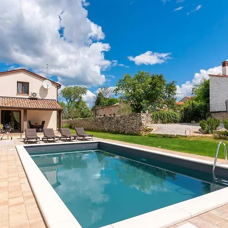 بيت للعطل Casa Noemi بوريتش